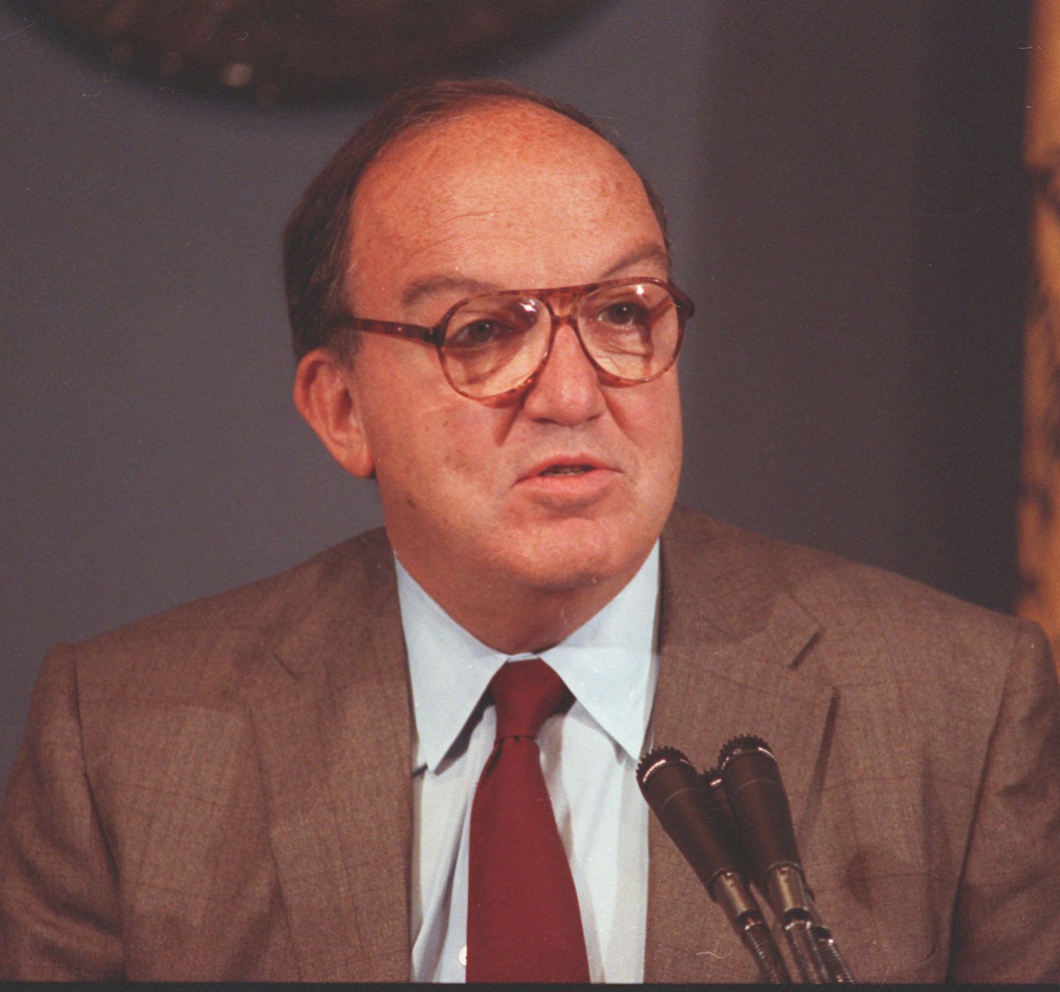 1989: Fay Vincent